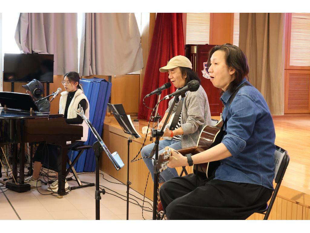 2023-12-15  [宗教周會(Mark and Friends樂隊演出)] 3/9