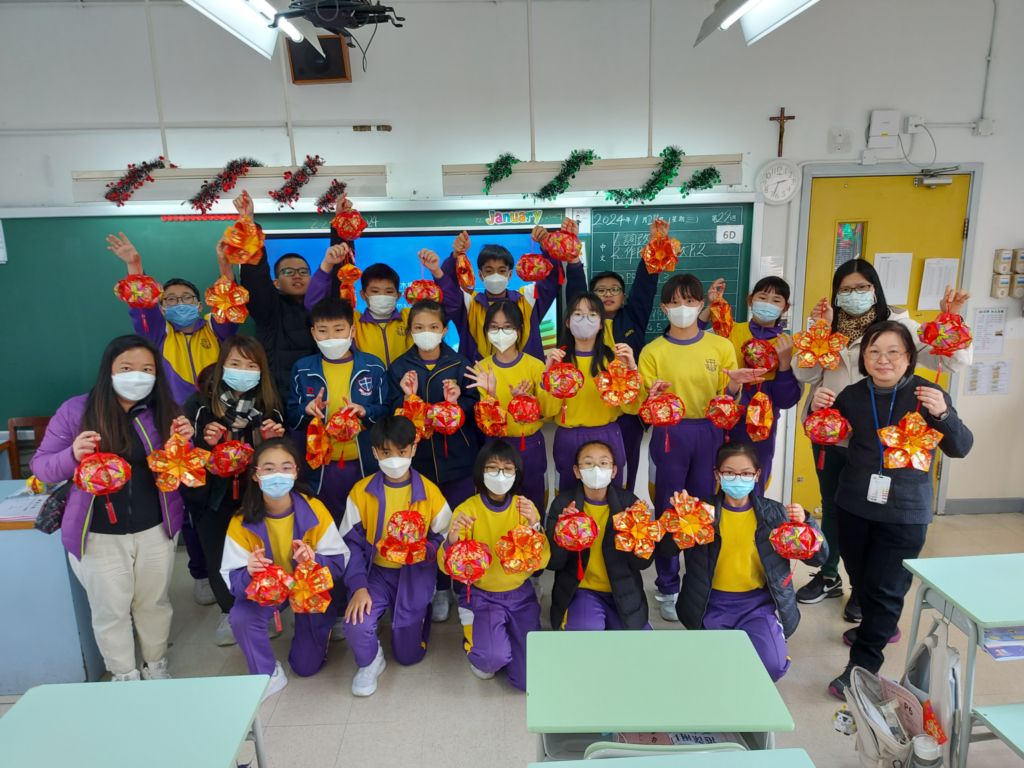 2024-02-01  [家教會及五六年班新年掛飾 工作坊] 10/28