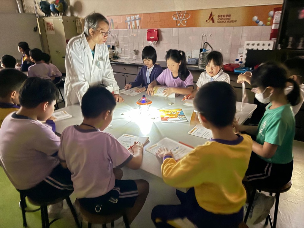 2024-11-193  [小小科學家探究活動-光的運動] 5/12