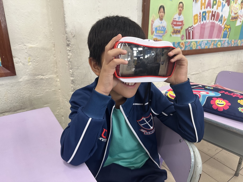 2024-11-20  [VR體驗（Eng lesson）] 1/5