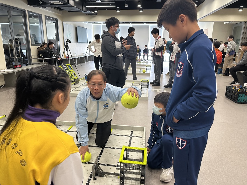 2025-01-04  [香港少年工程挑戰賽（技能賽測試）] 3/5