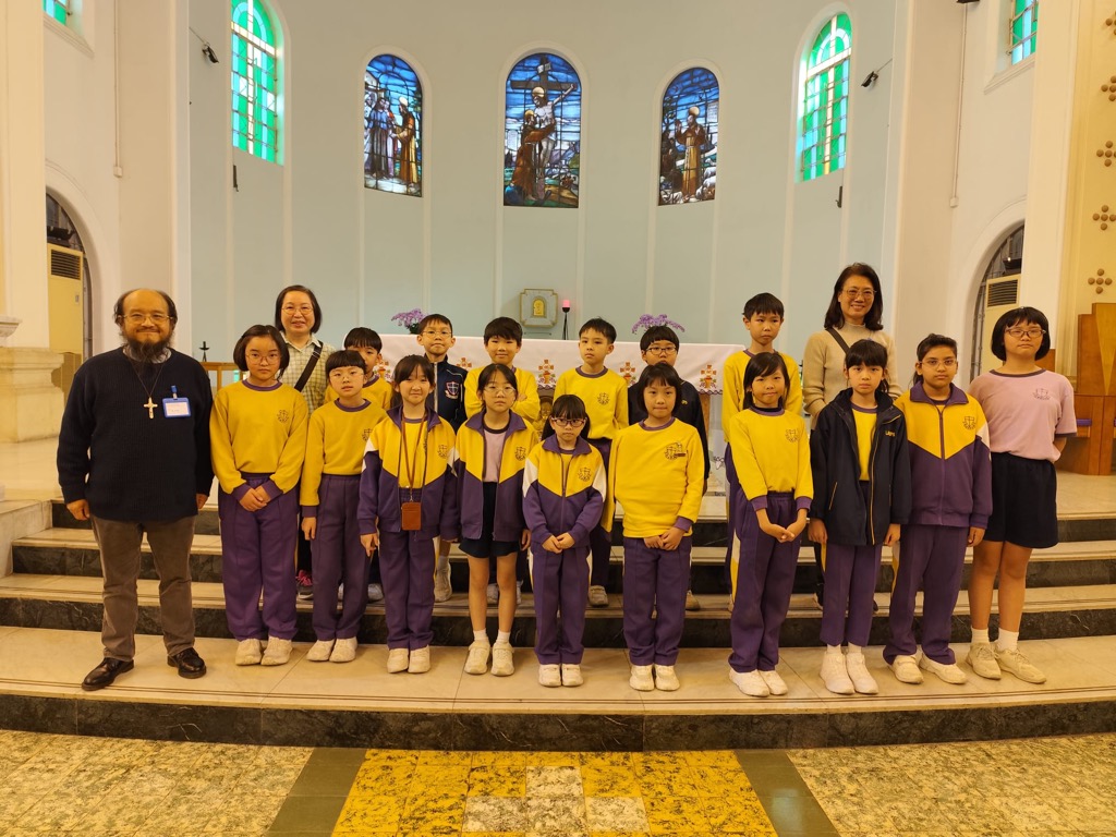 2025-03-21  [四年級參觀聖方濟各堂] 1/8